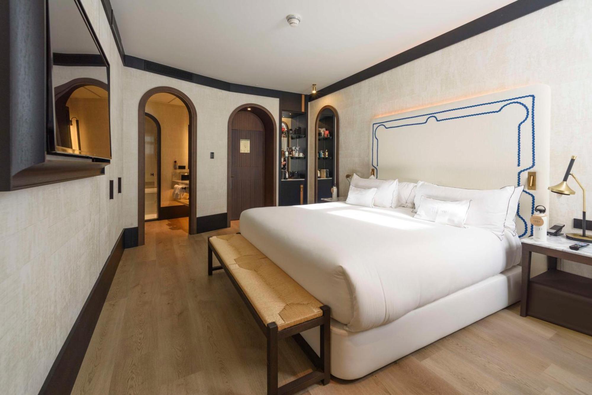 Hotel Montera Madrid, Curio Collection By Hilton מראה חיצוני תמונה