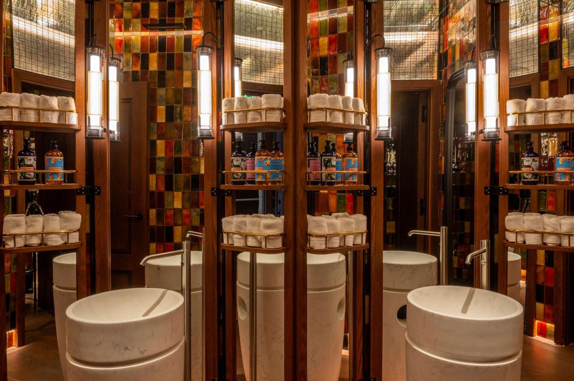 Hotel Montera Madrid, Curio Collection By Hilton מראה חיצוני תמונה